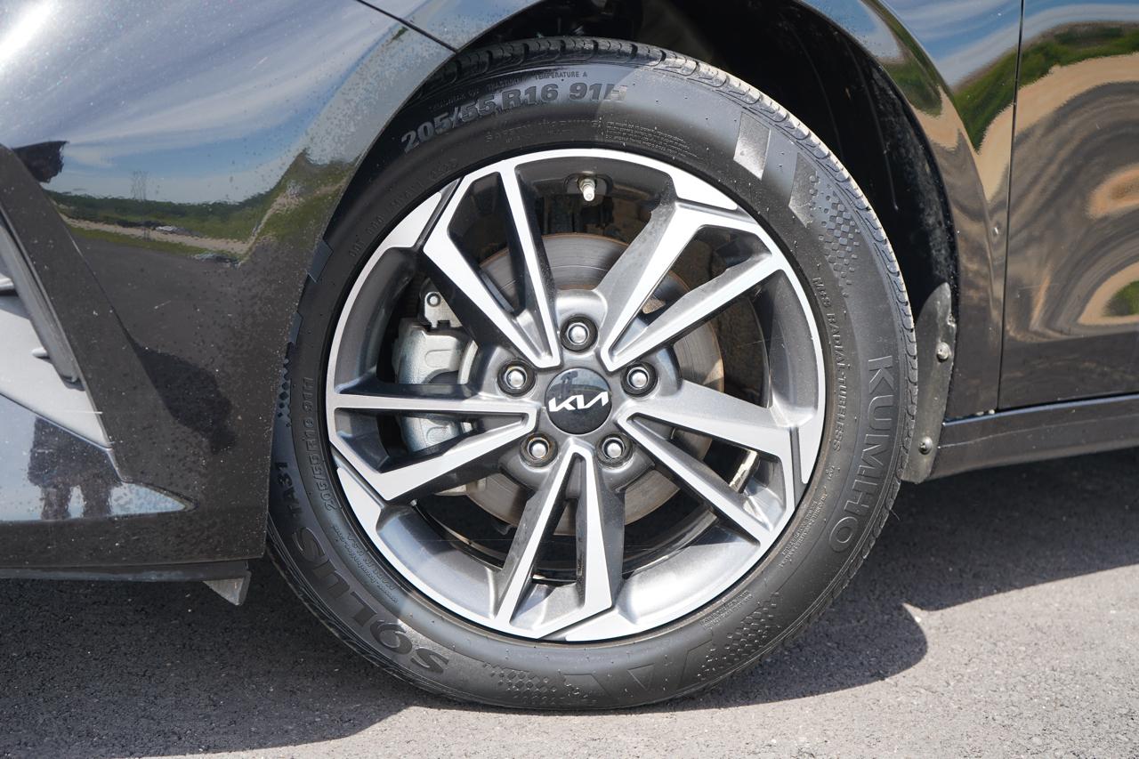 Kia Forte LXS IVT 2023