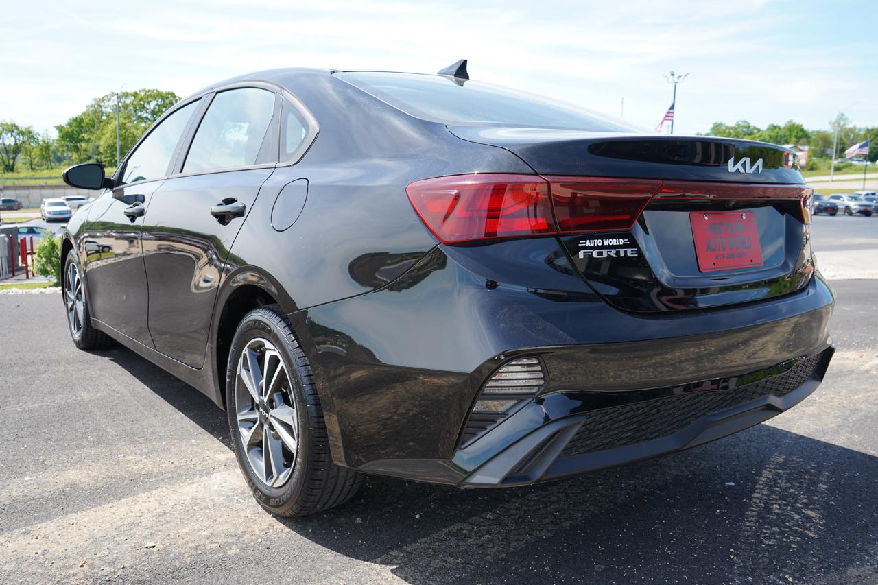 Kia Forte LXS IVT 2023