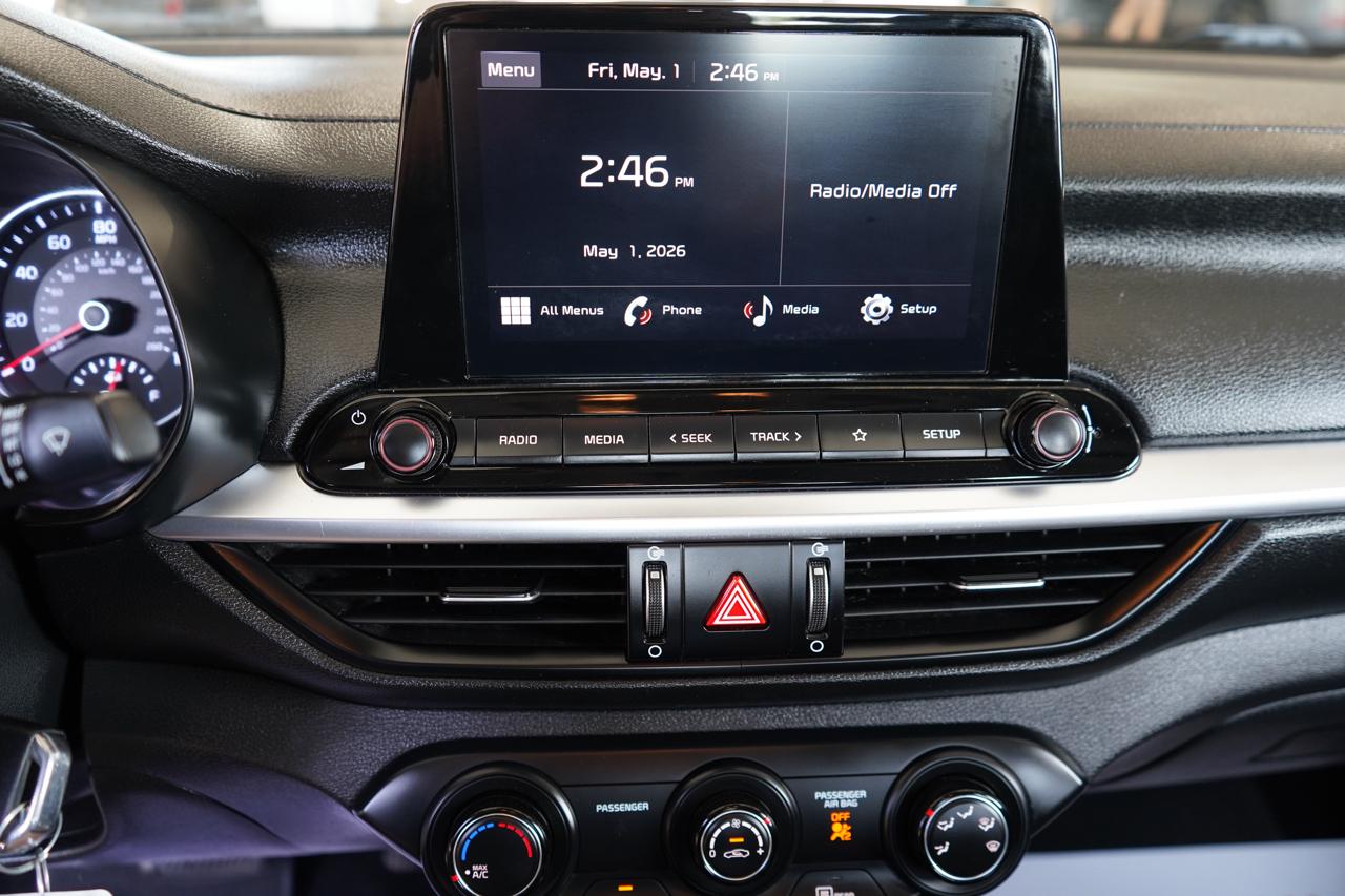 Kia Forte LXS IVT 2023