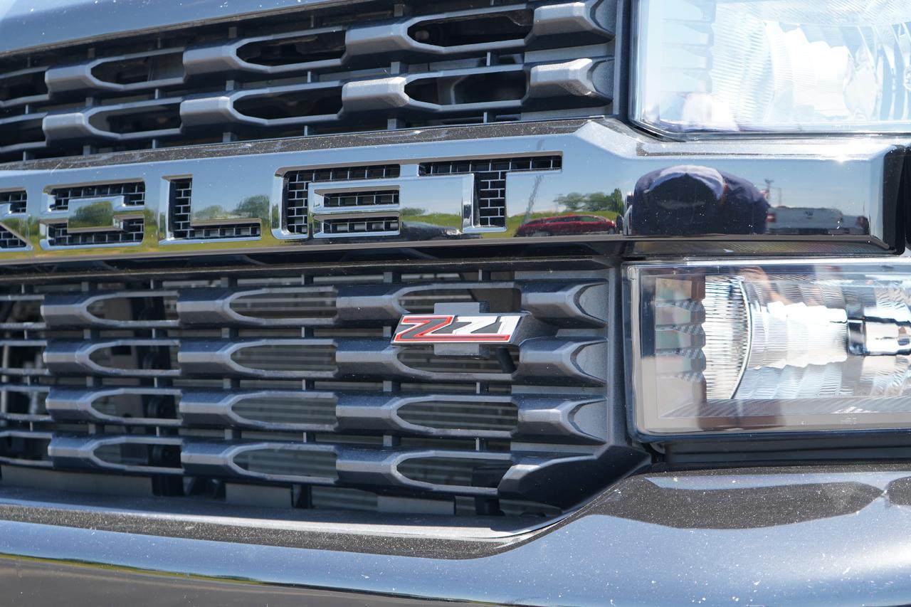 Chevrolet Silverado 1500 4WD Crew Cab 147" Custom Trail Boss 2019