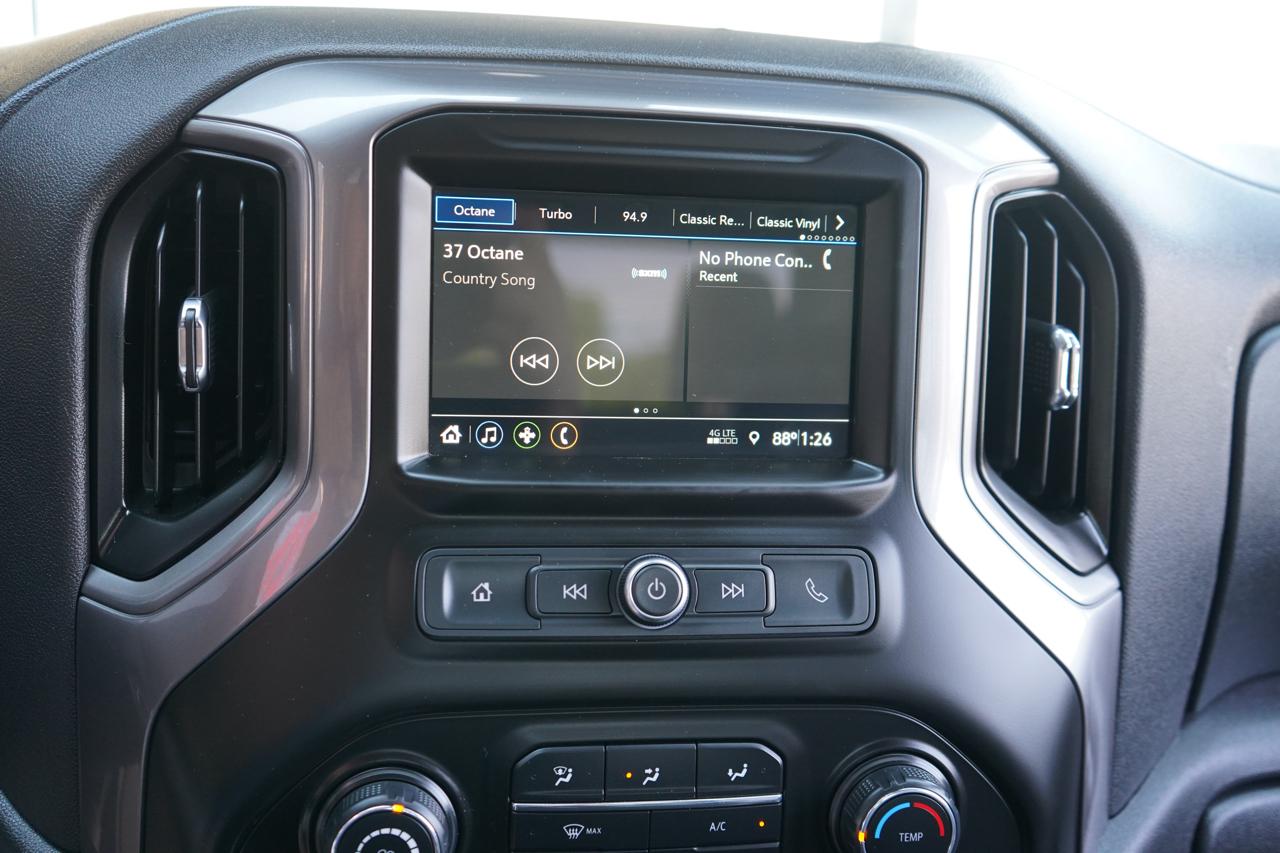Chevrolet Silverado 1500 4WD Crew Cab 147" Custom Trail Boss 2019