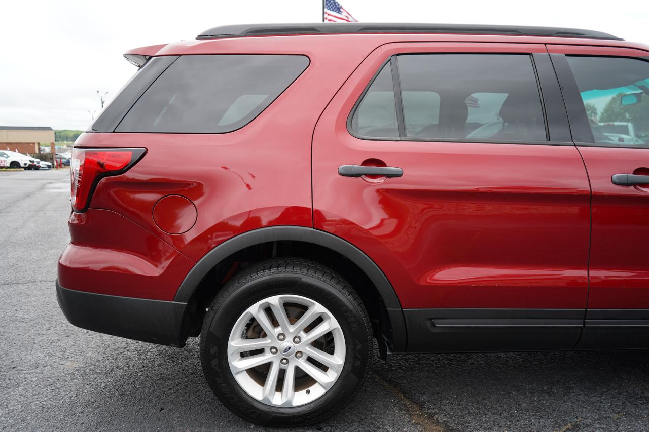 Ford Explorer Base 4WD 2017