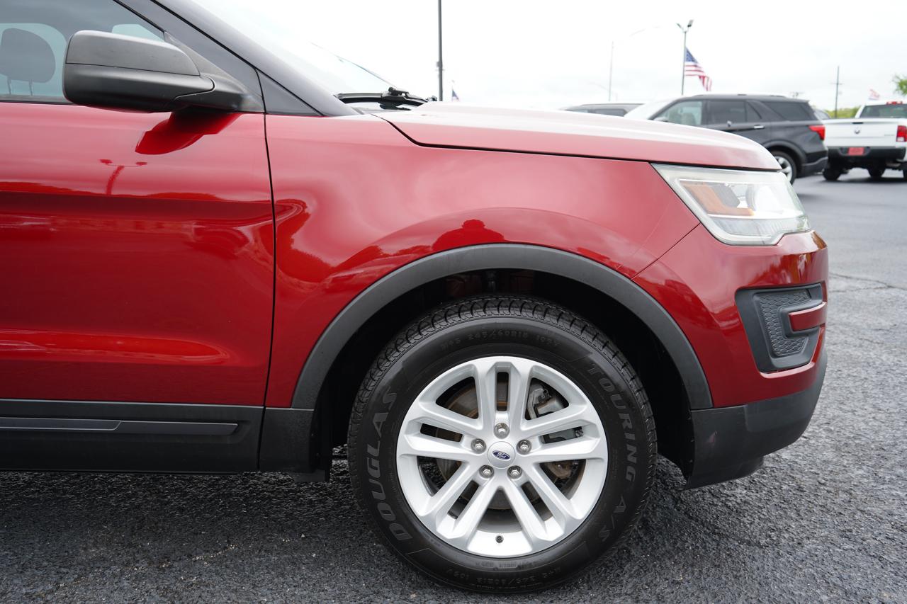 Ford Explorer Base 4WD 2017