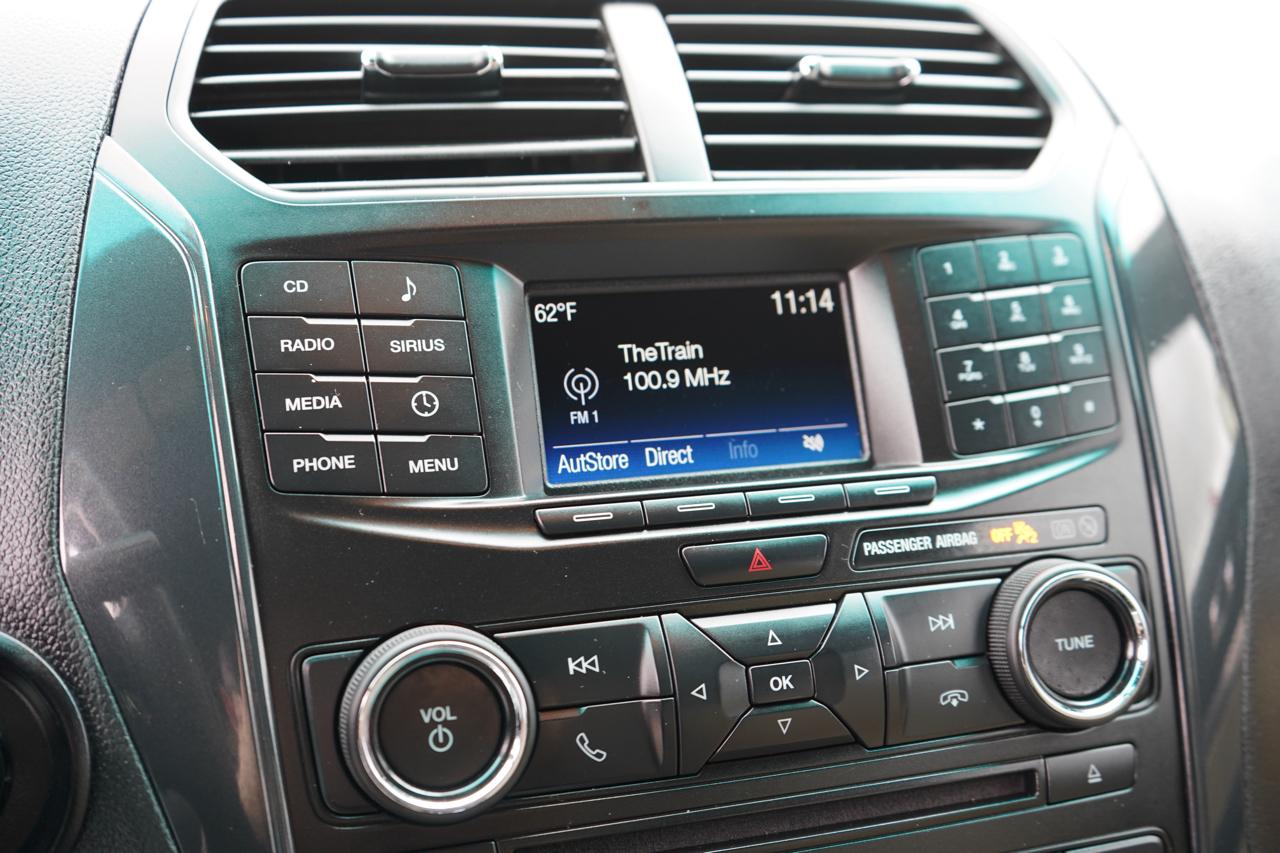 Ford Explorer Base 4WD 2017