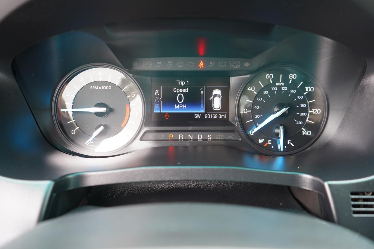 Ford Explorer Base 4WD 2017