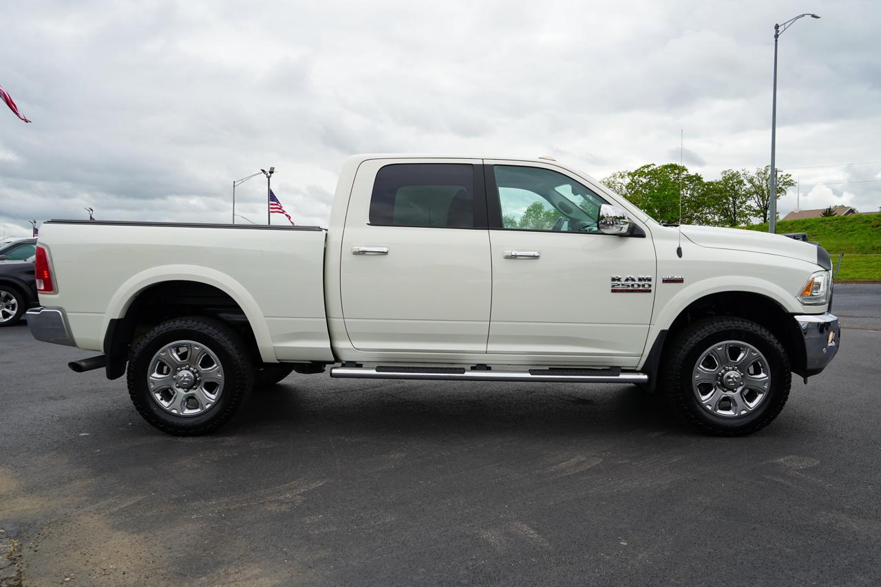 RAM 2500 Laramie 4x4 Crew Cab 6'4" Box 2018