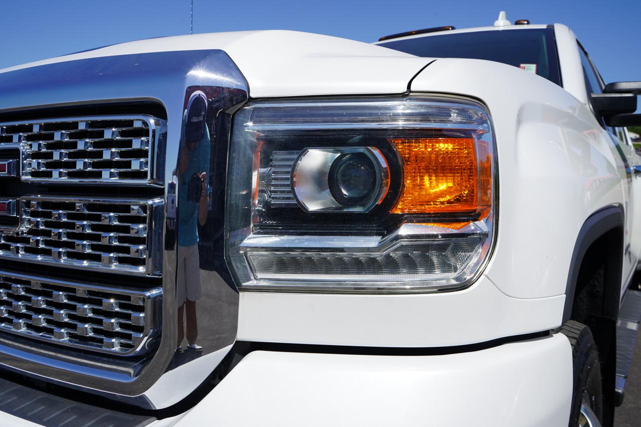GMC Sierra 3500HD 4WD Crew Cab 167.7" Denali 2018