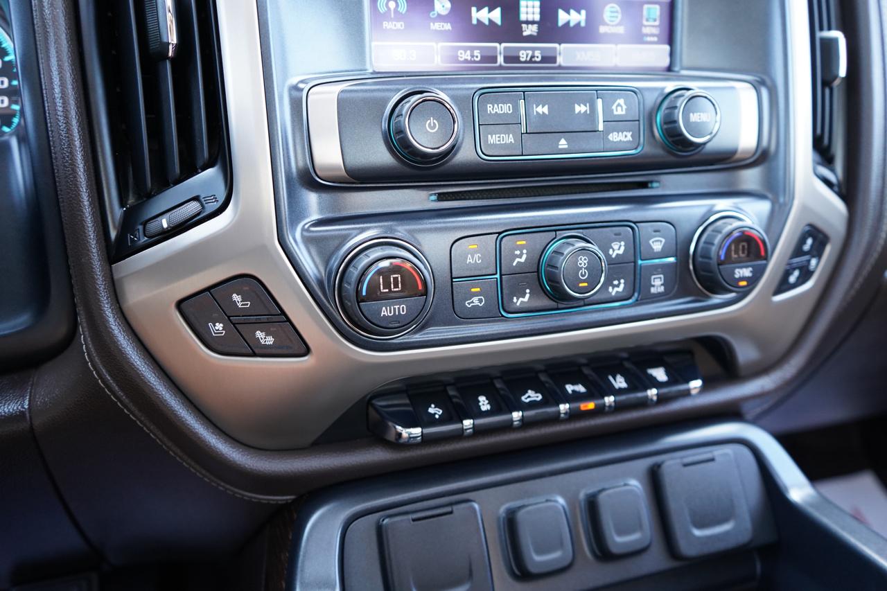 GMC Sierra 3500HD 4WD Crew Cab 167.7" Denali 2018