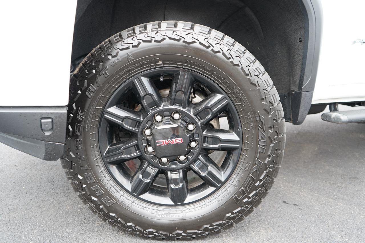 GMC Sierra 2500HD 4WD Crew Cab 159" AT4 2023