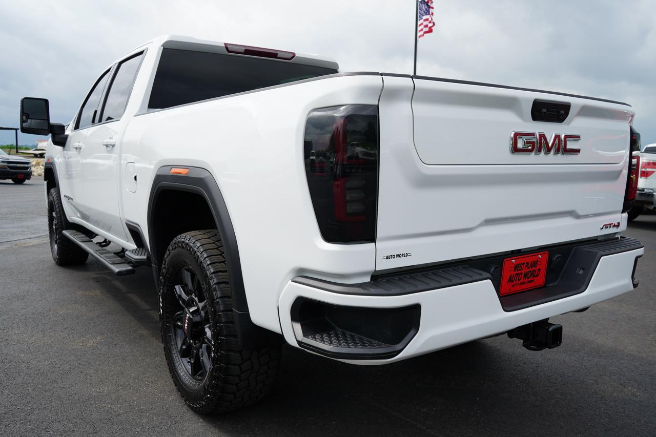 GMC Sierra 2500HD 4WD Crew Cab 159" AT4 2023