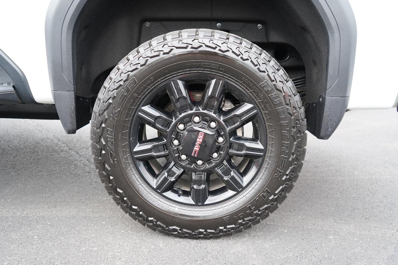 GMC Sierra 2500HD 4WD Crew Cab 159" AT4 2023
