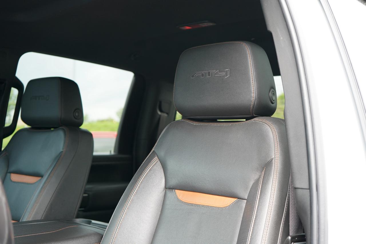 GMC Sierra 2500HD 4WD Crew Cab 159" AT4 2023
