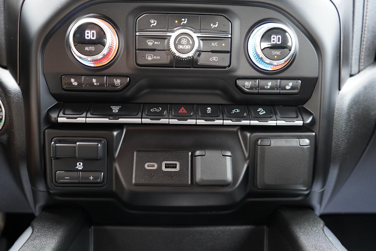 GMC Sierra 2500HD 4WD Crew Cab 159" AT4 2023