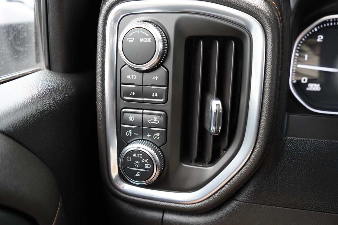 GMC Sierra 2500HD 4WD Crew Cab 159" AT4 2023