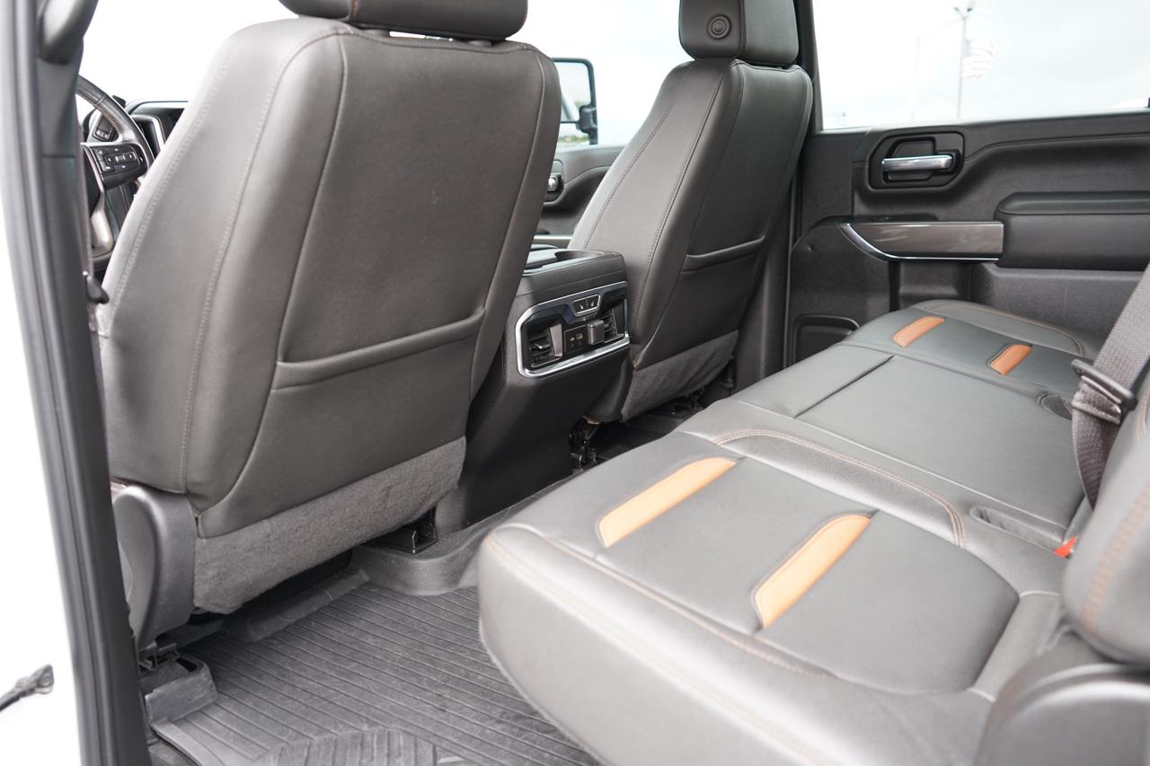 GMC Sierra 2500HD 4WD Crew Cab 159" AT4 2023