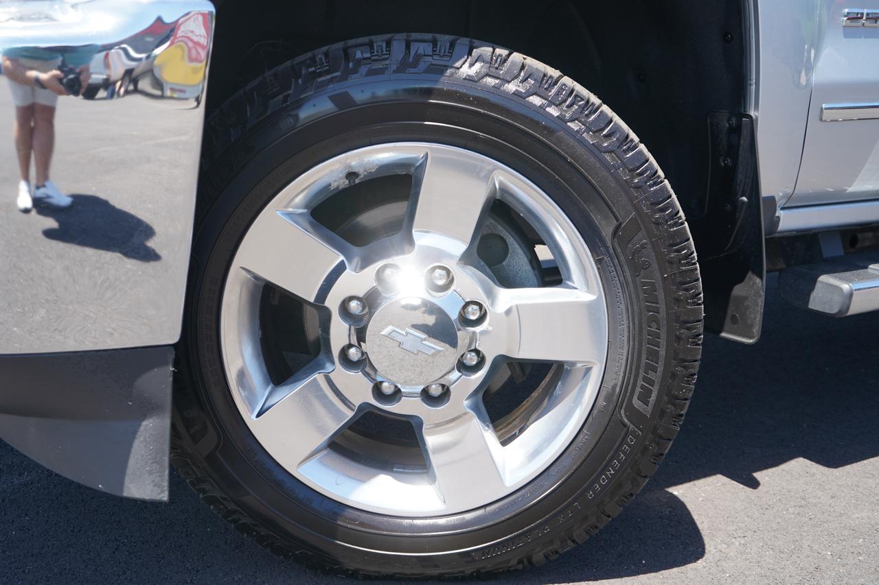 Chevrolet Silverado 2500HD 4WD Crew Cab 167.7" LTZ 2016