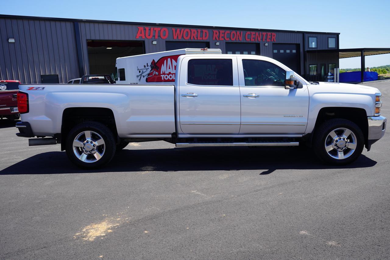 Chevrolet Silverado 2500HD 4WD Crew Cab 167.7" LTZ 2016