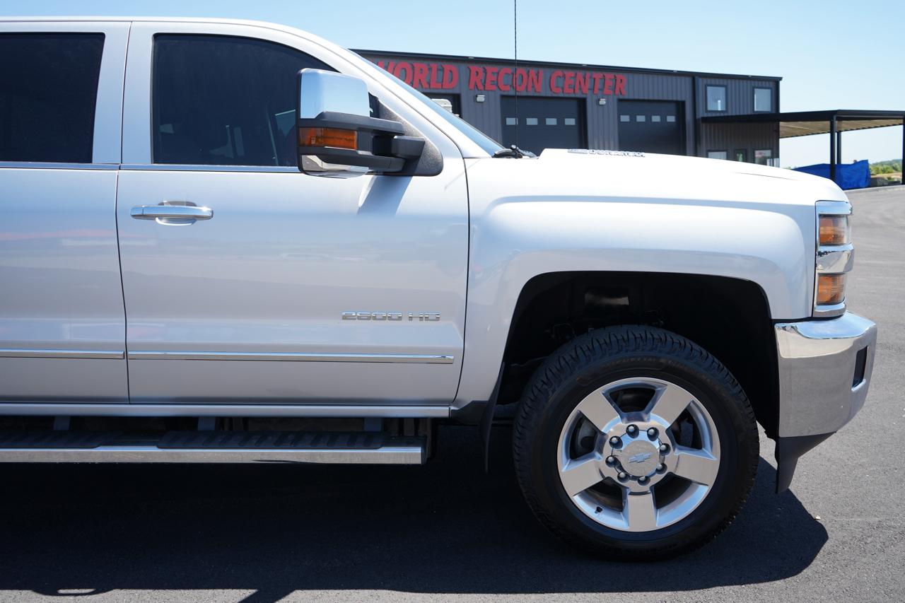Chevrolet Silverado 2500HD 4WD Crew Cab 167.7" LTZ 2016