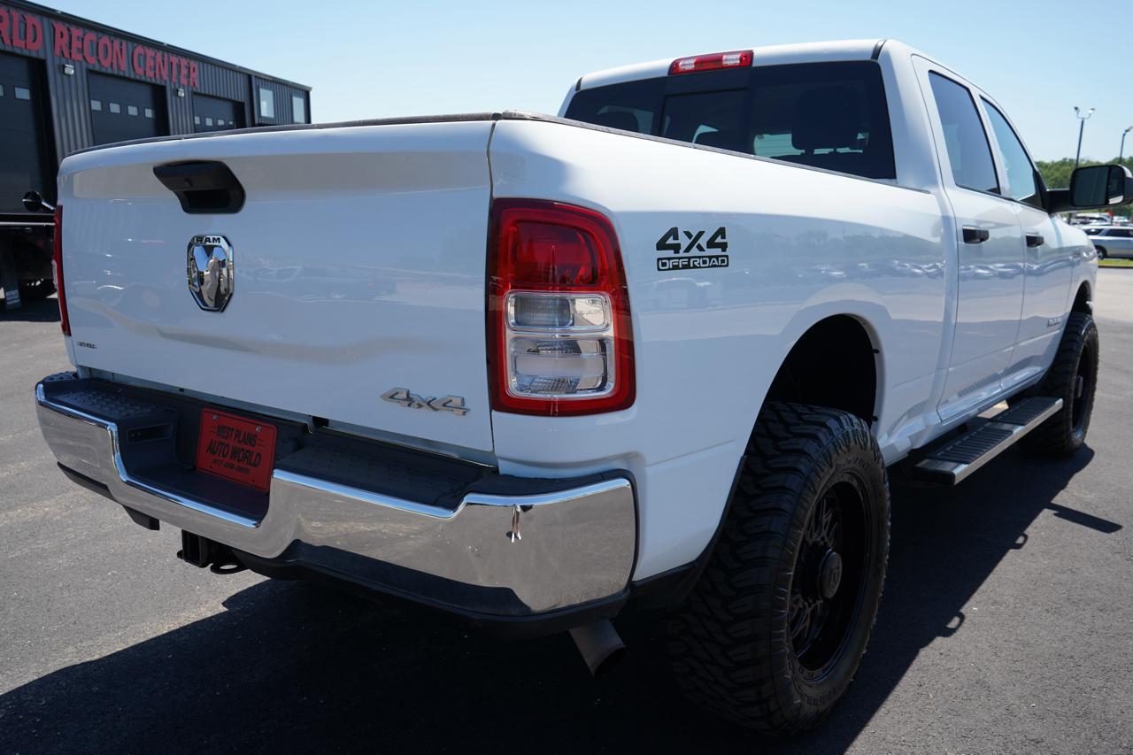 RAM 2500 Tradesman 4x4 Crew Cab 6'4" Box 2020