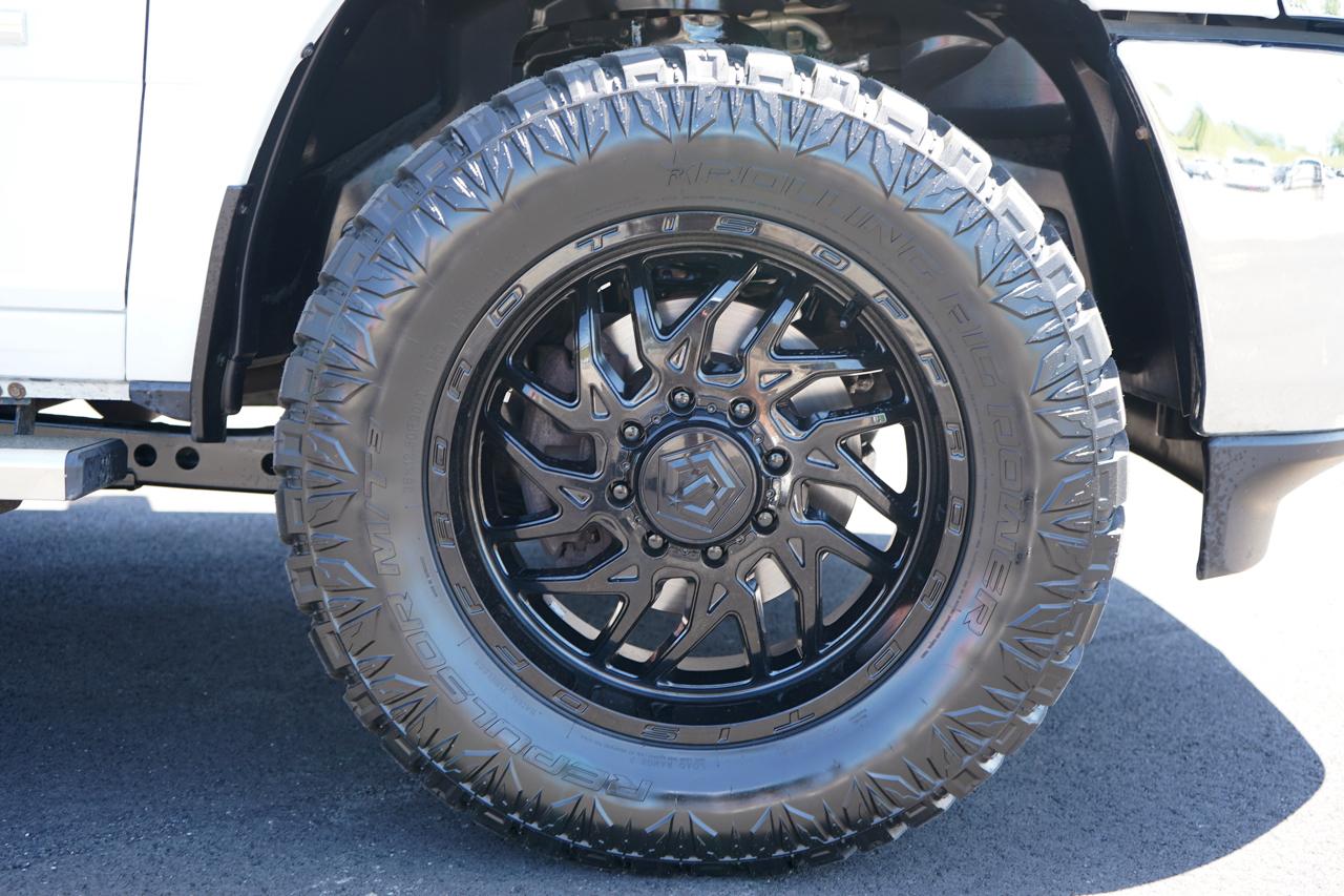 RAM 2500 Tradesman 4x4 Crew Cab 6'4" Box 2020