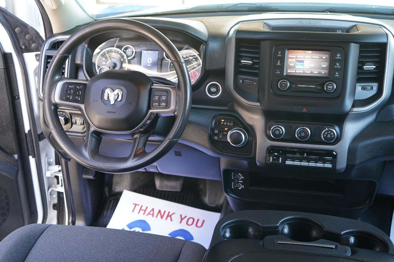 RAM 2500 Tradesman 4x4 Crew Cab 6'4" Box 2020