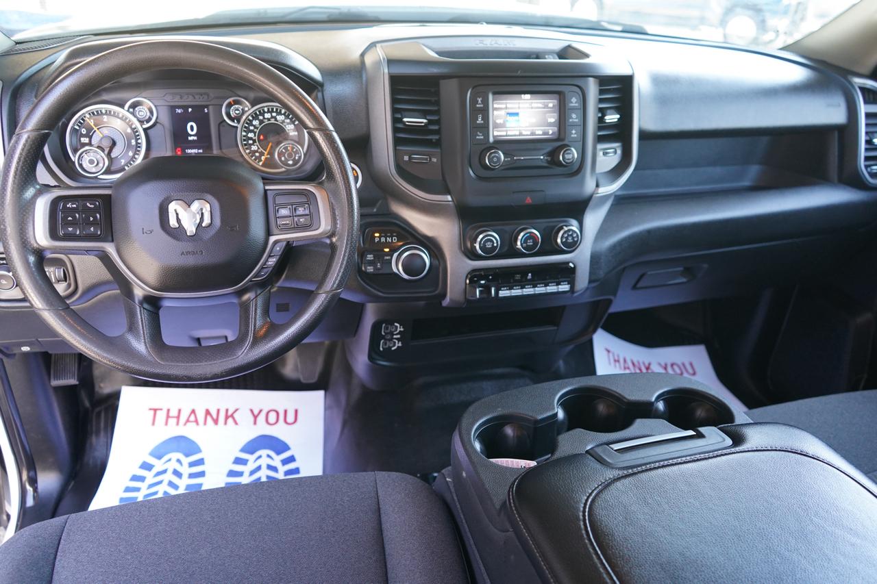 RAM 2500 Tradesman 4x4 Crew Cab 6'4" Box 2020