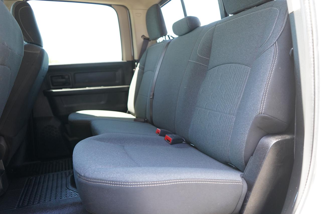 RAM 2500 Tradesman 4x4 Crew Cab 6'4" Box 2020