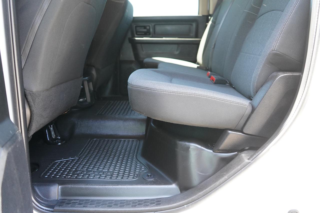 RAM 2500 Tradesman 4x4 Crew Cab 6'4" Box 2020