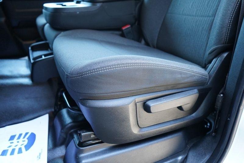RAM 2500 Tradesman 4x4 Crew Cab 6'4" Box 2020