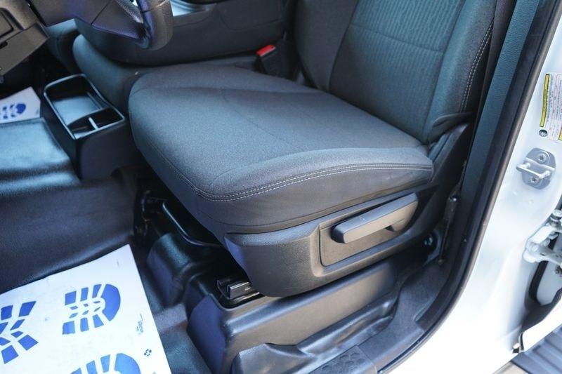 RAM 2500 Tradesman 4x4 Crew Cab 6'4" Box 2020