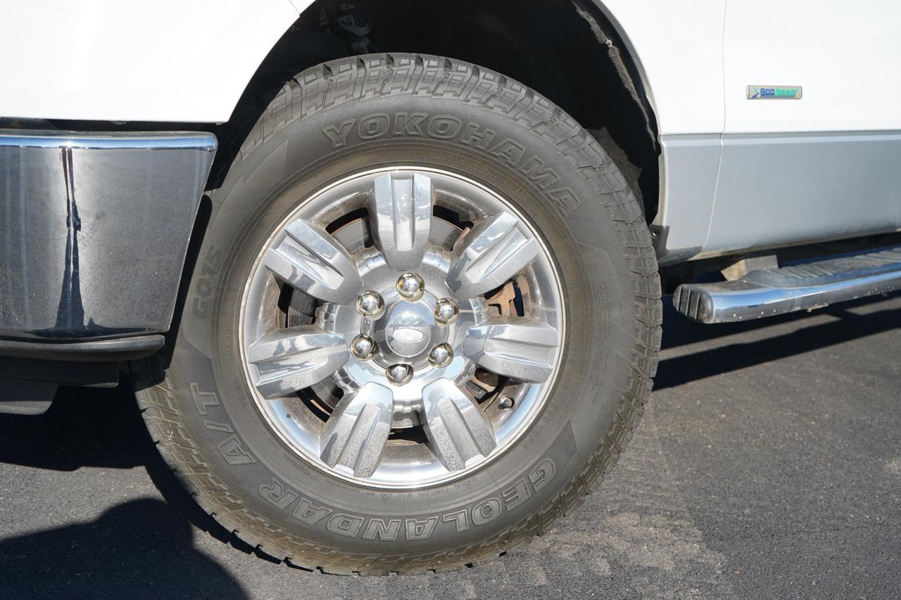 Ford F-150 4WD SuperCrew 145" Platinum 2011