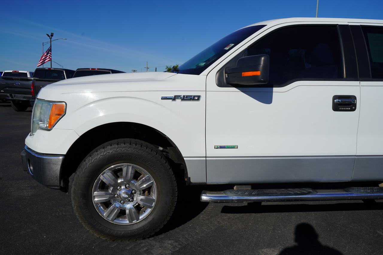 Ford F-150 4WD SuperCrew 145" Platinum 2011