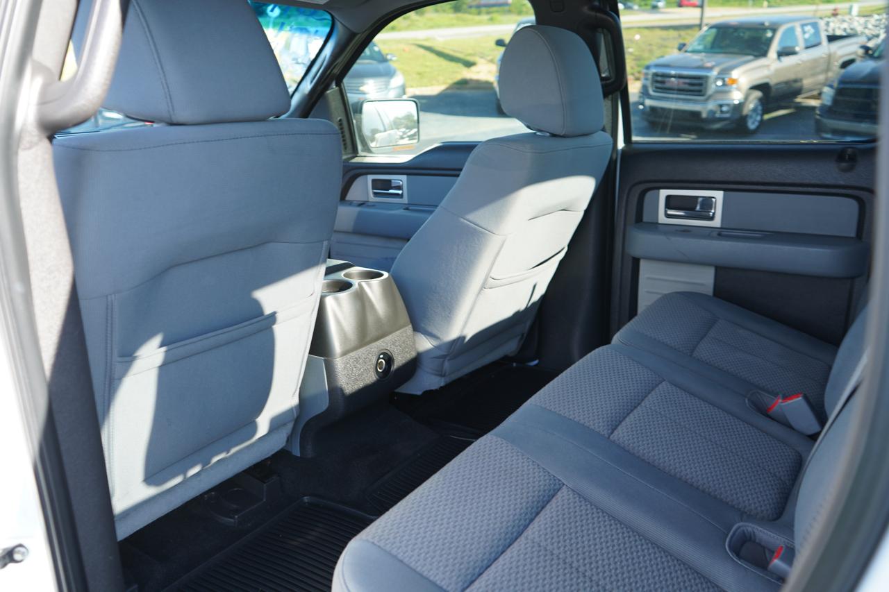 Ford F-150 4WD SuperCrew 145" Platinum 2011