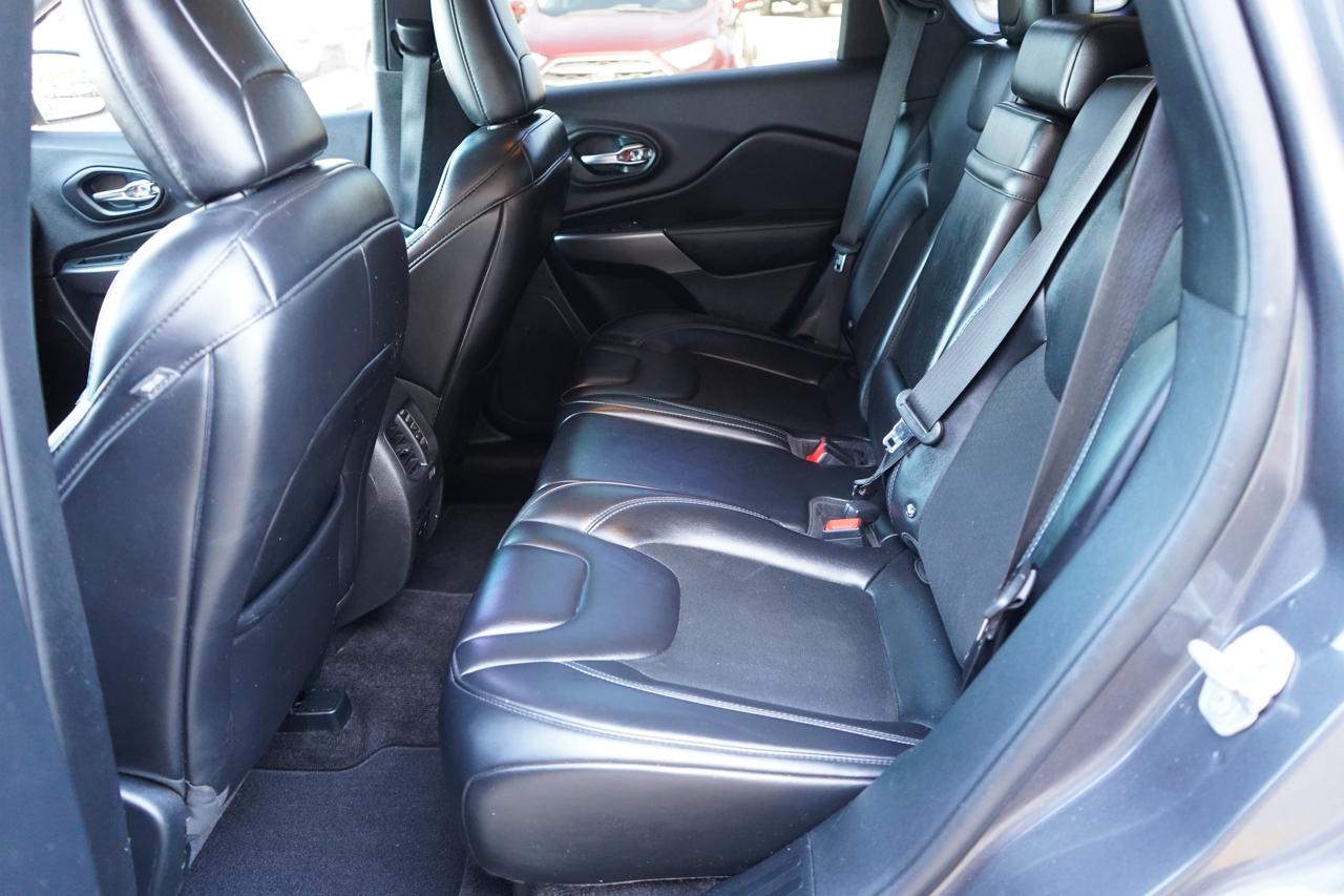 Jeep Cherokee Latitude Plus FWD 2019
