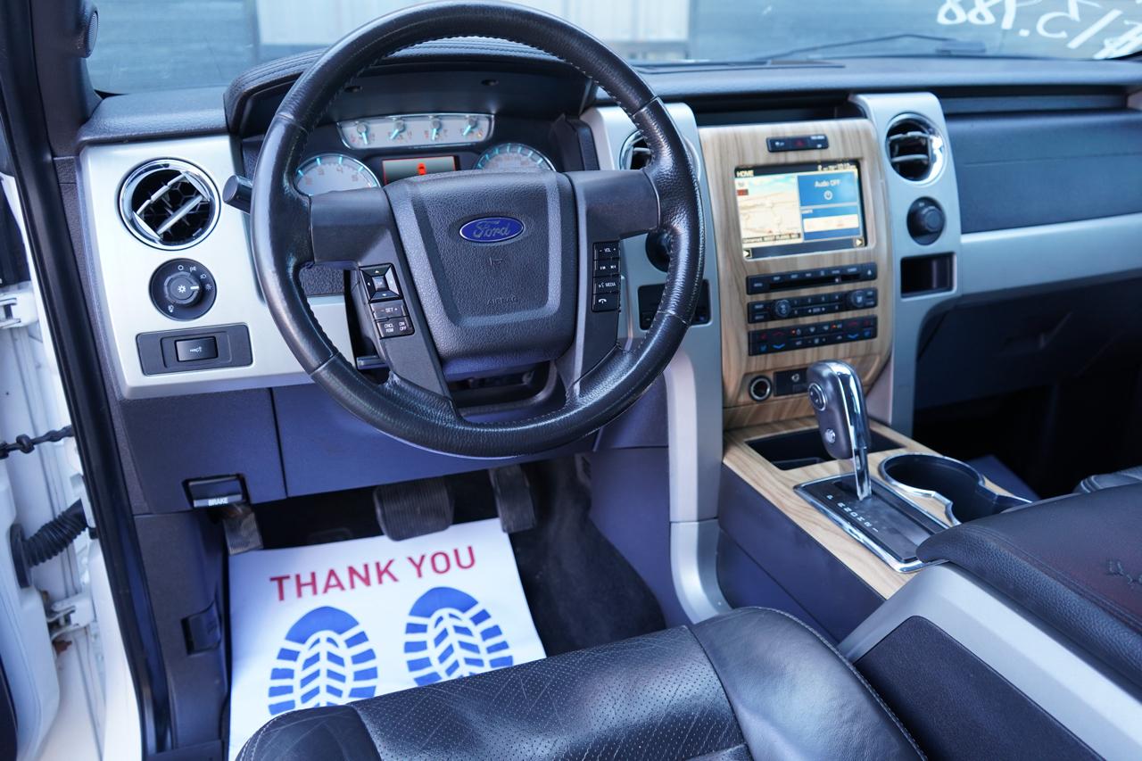 Ford F-150 4WD SuperCrew 145" Platinum 2011