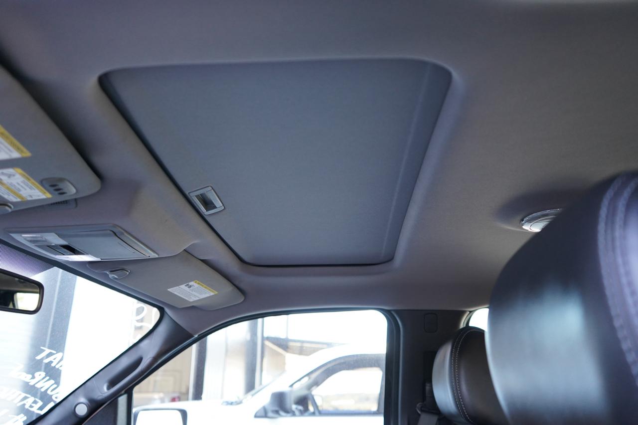 Ford F-150 4WD SuperCrew 145" Platinum 2011