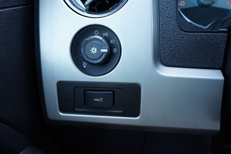 Ford F-150 Lariat 4WD SuperCrew 5.5' Box 2011