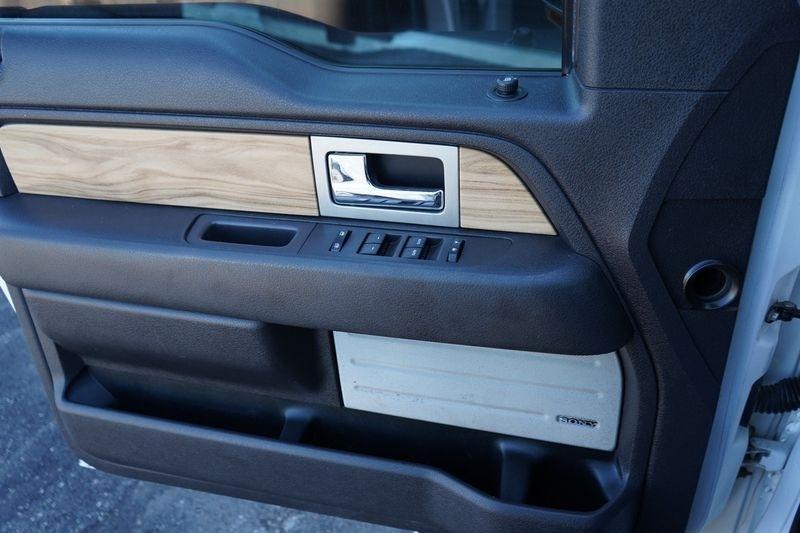 Ford F-150 Lariat 4WD SuperCrew 5.5' Box 2011