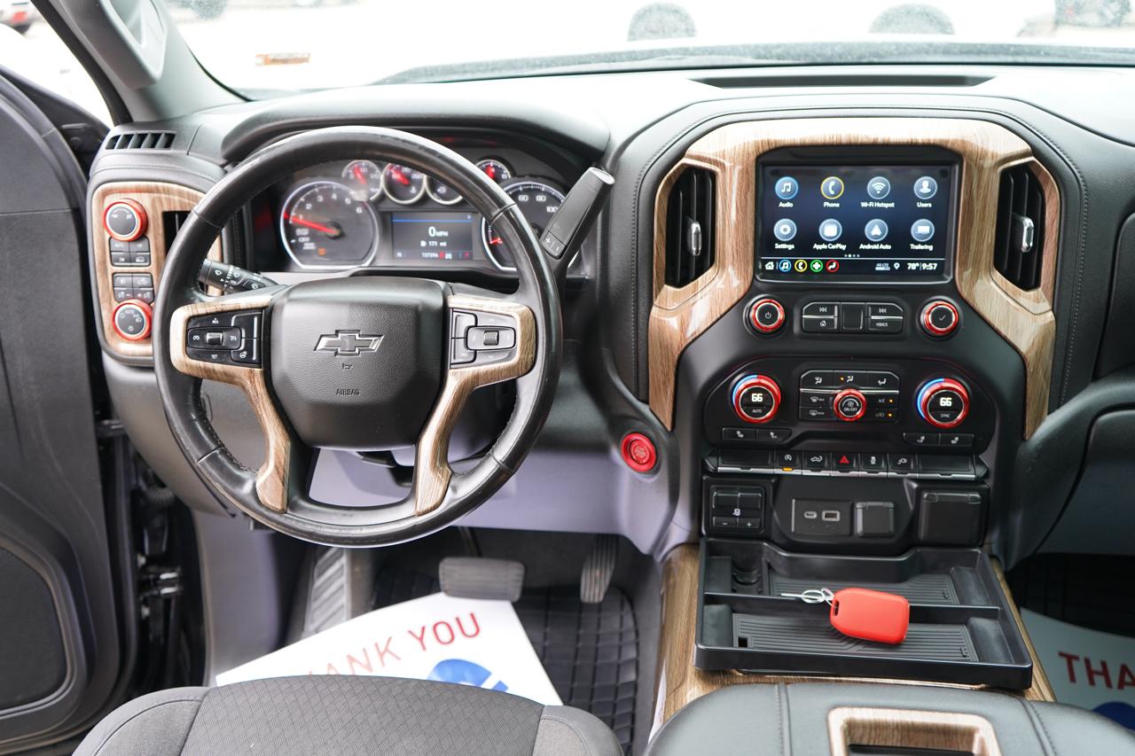 Chevrolet Silverado 1500 4WD Double Cab 147" RST 2019