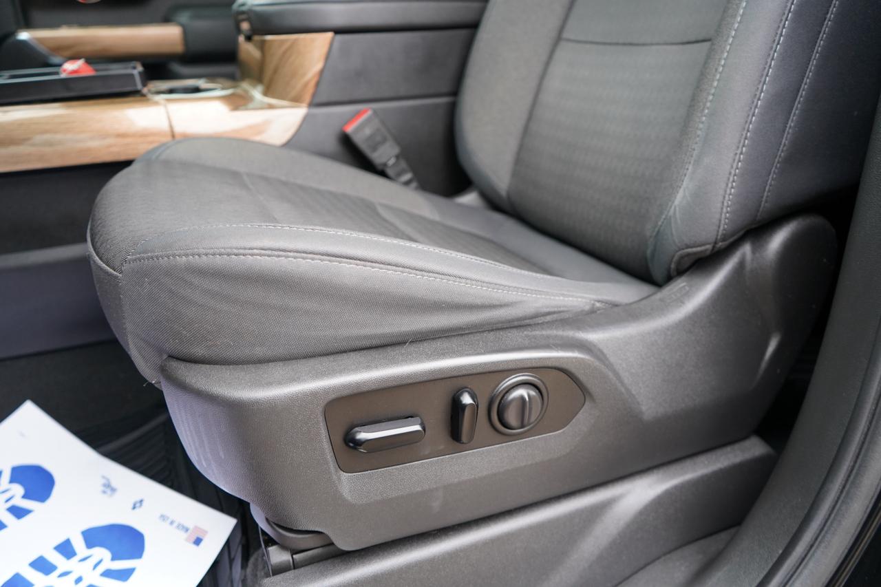 Chevrolet Silverado 1500 4WD Double Cab 147" RST 2019