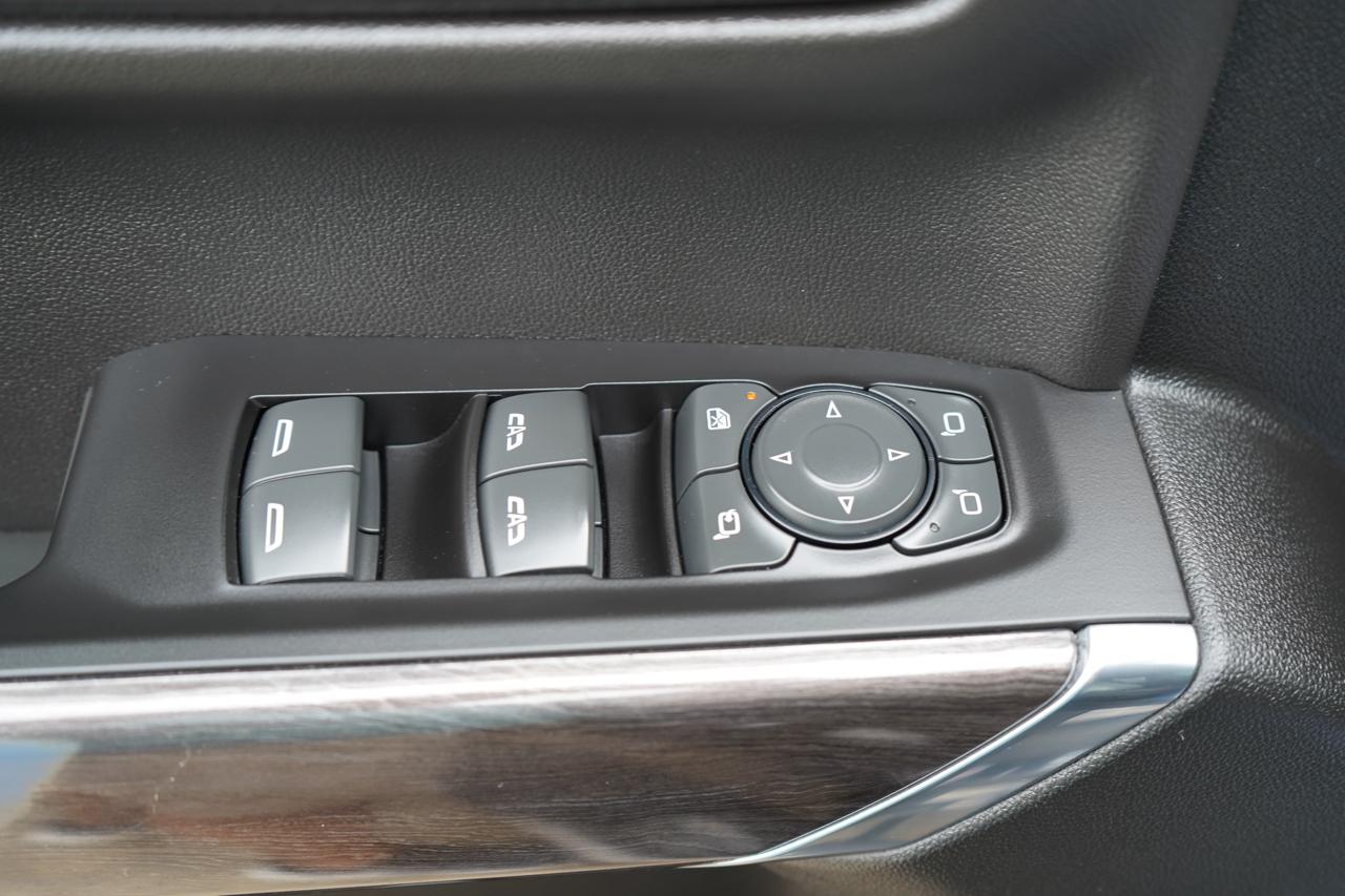 Chevrolet Silverado 1500 LTD 4WD Crew Cab 147" LTZ 2022