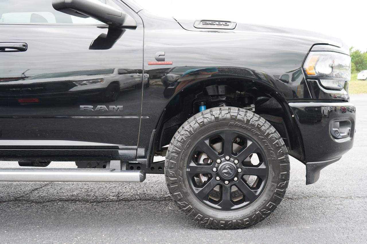 RAM 2500 Big Horn 4x4 Crew Cab 6'4" Box 2019