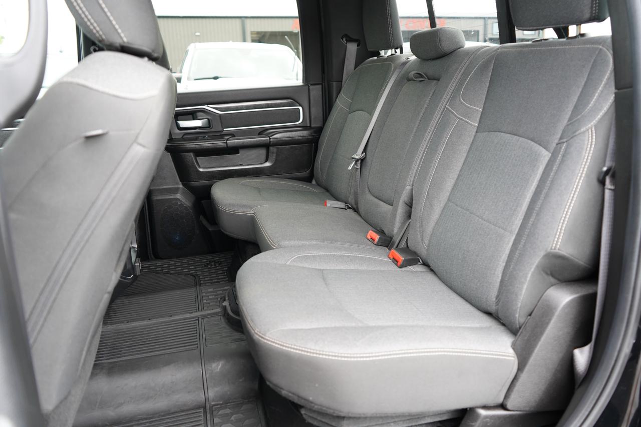 RAM 2500 Big Horn 4x4 Crew Cab 6'4" Box 2019