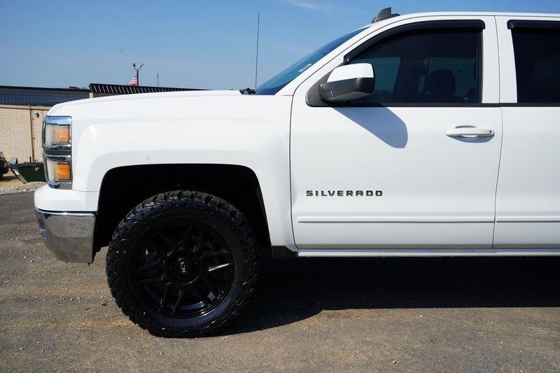 Chevrolet Silverado 1500 4WD Crew Cab 143.5" LT w/2LT 2015