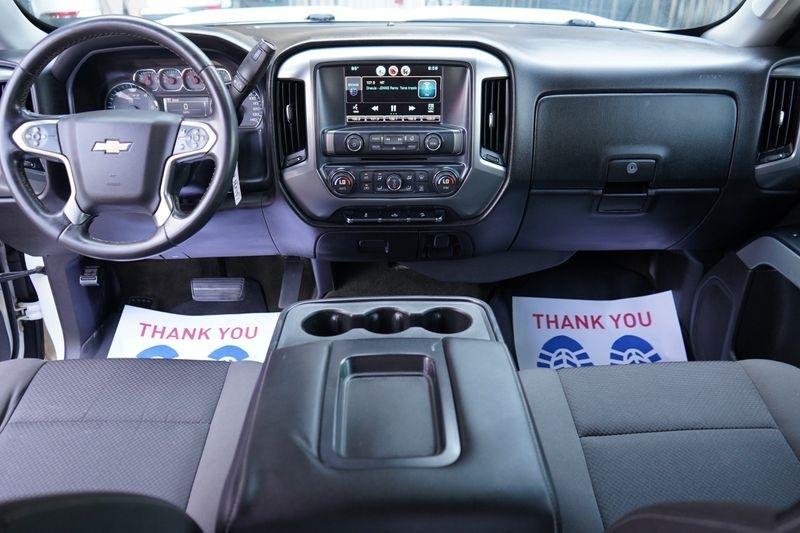 Chevrolet Silverado 1500 4WD Crew Cab 143.5" LT w/2LT 2015