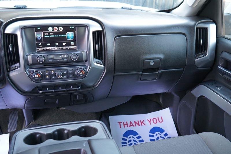 Chevrolet Silverado 1500 4WD Crew Cab 143.5" LT w/2LT 2015