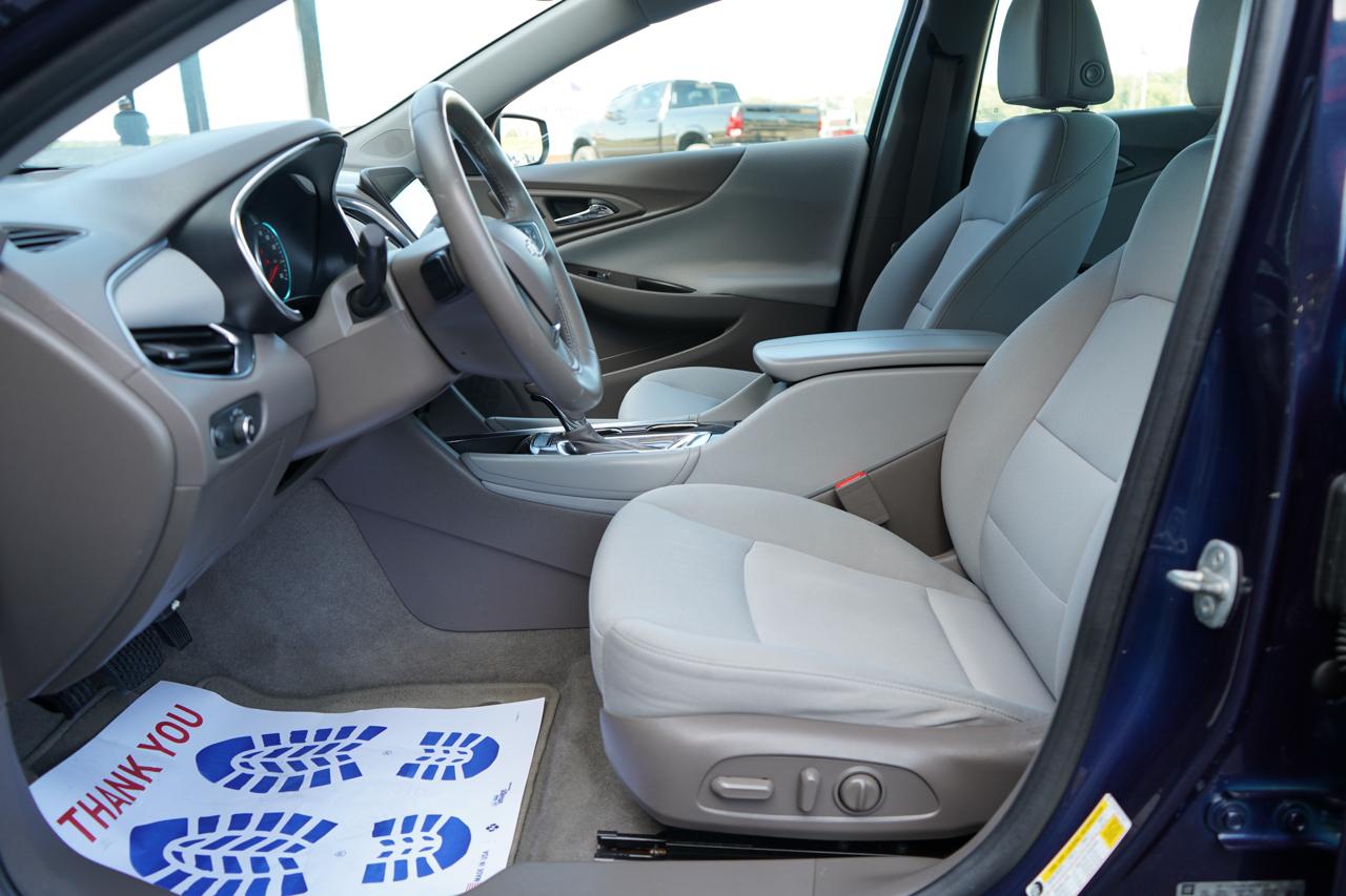 Chevrolet Malibu 4dr Sdn LT w/1LT 2016