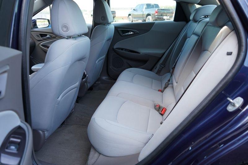 Chevrolet Malibu 4dr Sdn LT w/1LT 2016