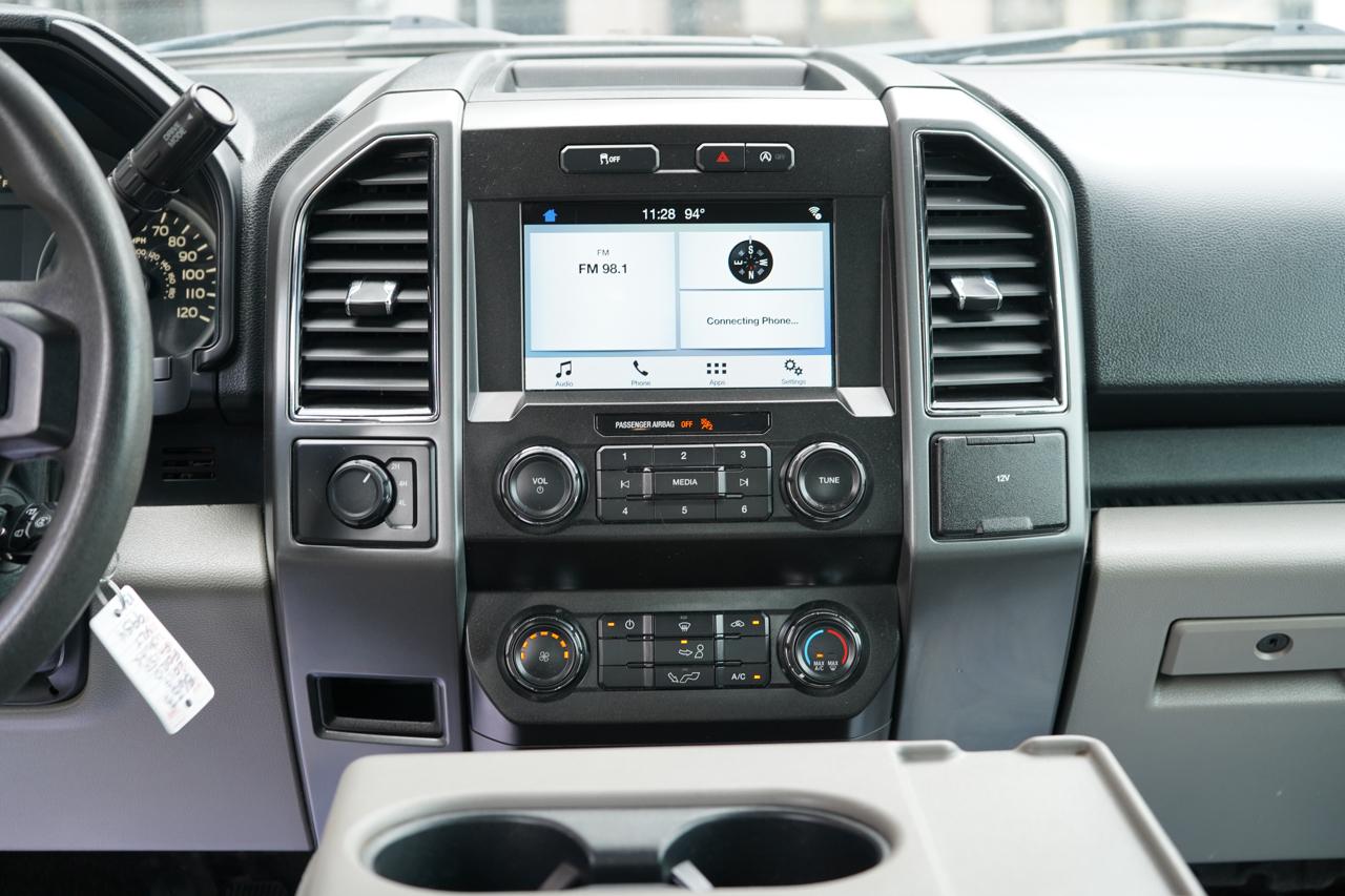 Ford F-150 XLT SuperCrew Short Bed 4WD 2019