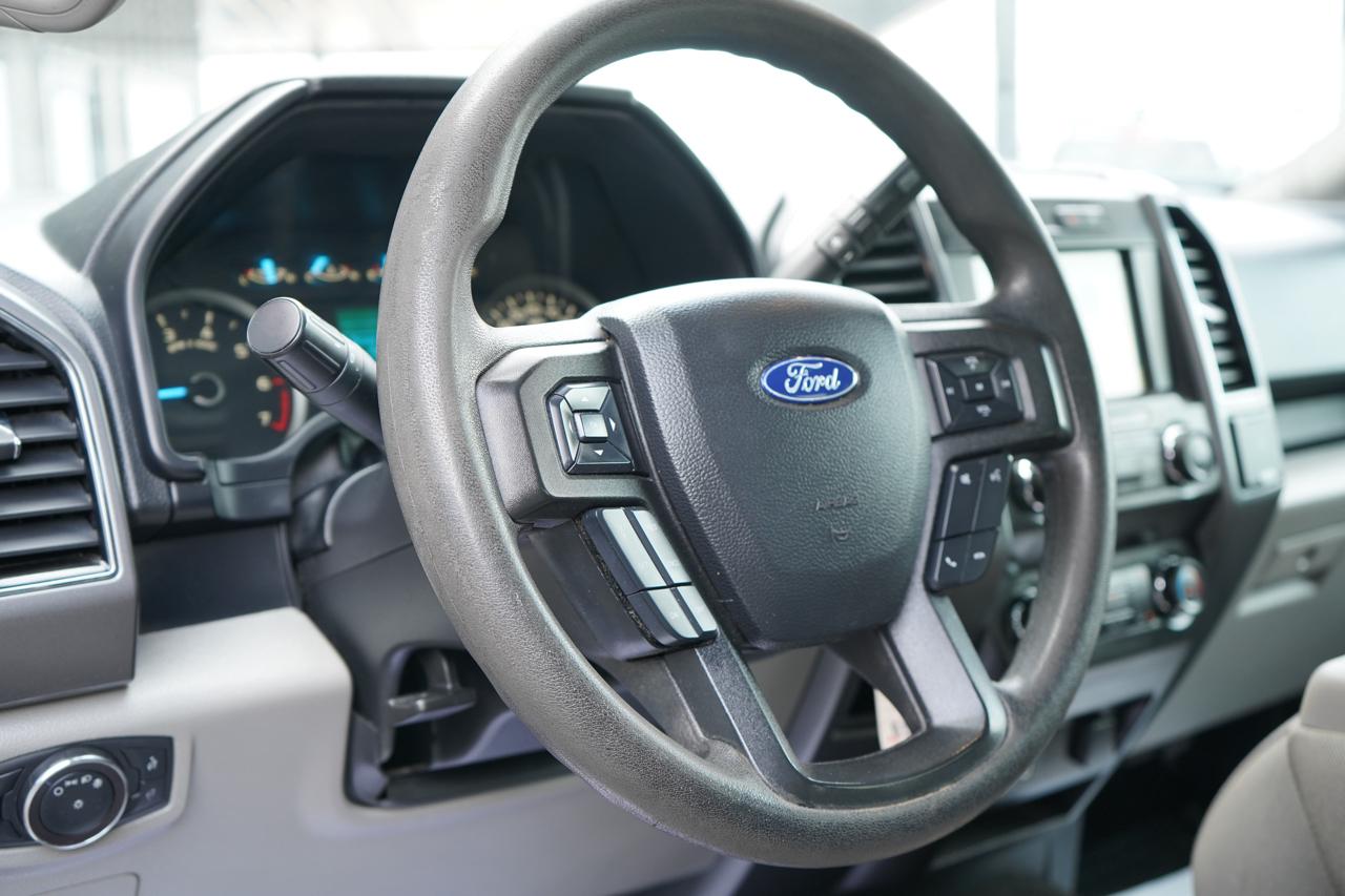 Ford F-150 XLT SuperCrew Short Bed 4WD 2019